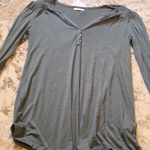 Maurices Long Sleeve Top in Slate Gray